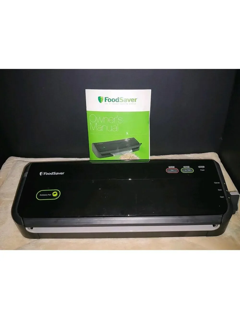 FoodSaver FM2100 FM2100-000 Black Food Vacuum Sealer - Picture 6 of 7